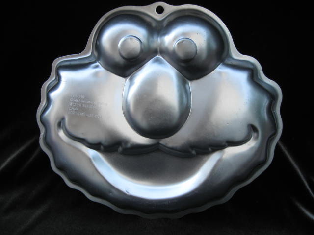 3 Wilton Cake Pans Elmo , Garfield, T Rex Dinosaur Care Pans
