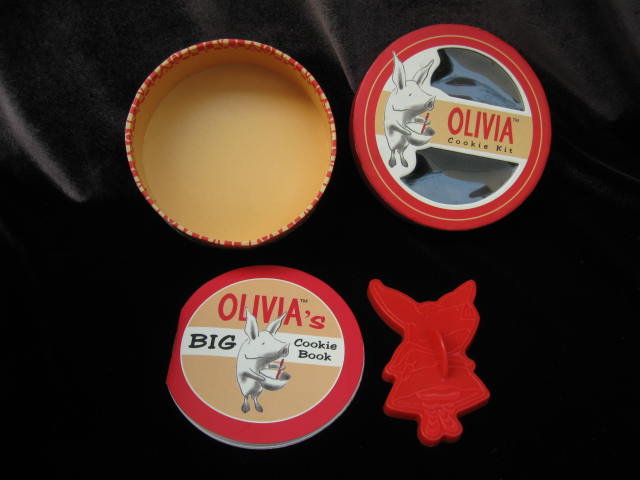 Olivia Cookie Kit With Recipes Olivia The Pig Cookie Cutter