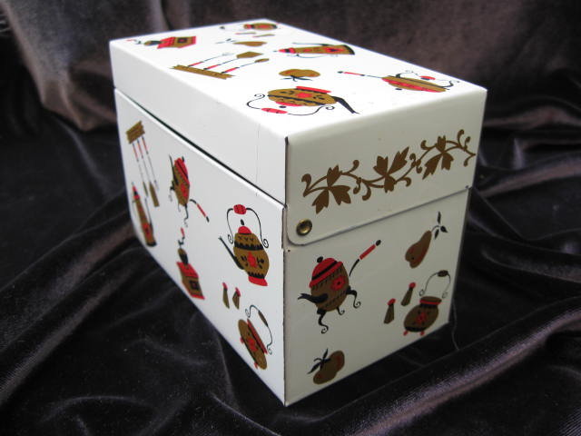 Vintage Ohio Art Kitchen Motif Recipe Box