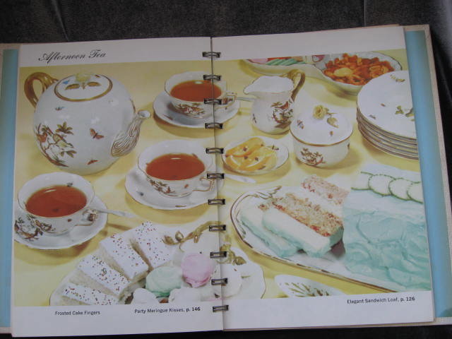 Betty Crocker's Guide To Easy Entertaining First Edition 1959