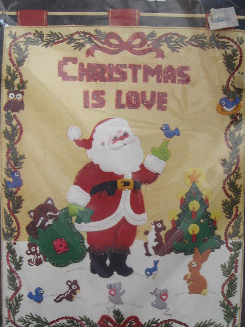 New Vintage Bucilla Christmas is Love Wall Hanging Jeweled Panel Kit 48636