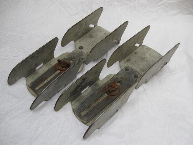 Vintage Pair Of Child's Ice Skates