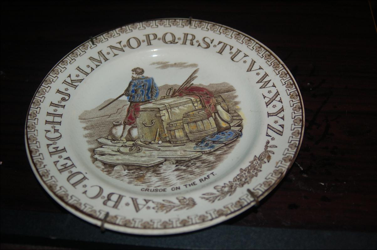 ANTIQUE ALPHABET PLATE W/ ENGLISH REGISTRY NUMBER