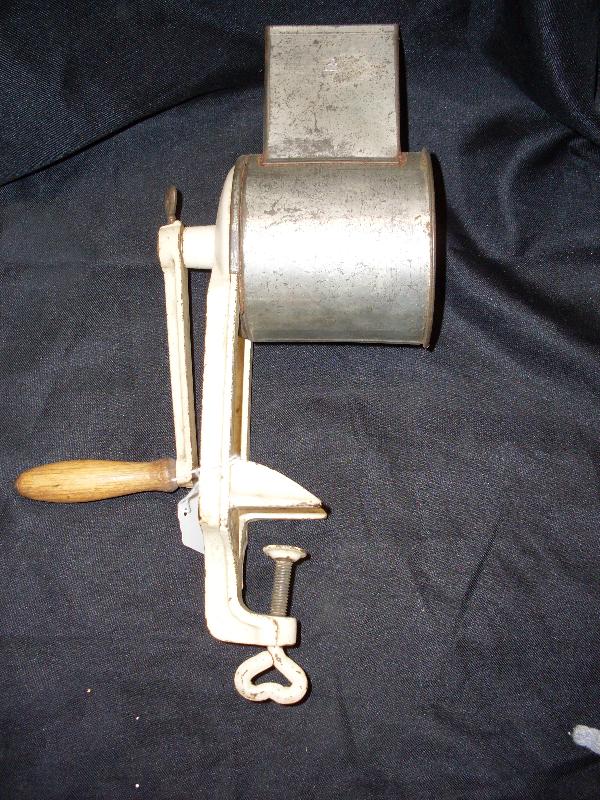 GERMANY CHEESE GRATER 830