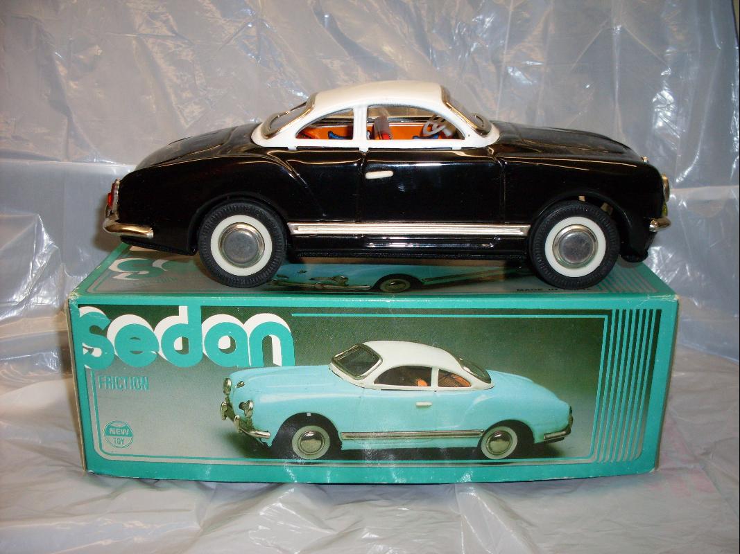 SEDAN MF 743