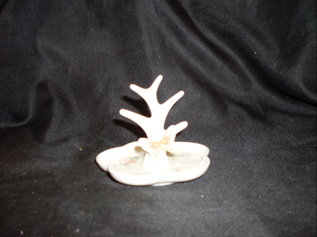 RING HOLDER