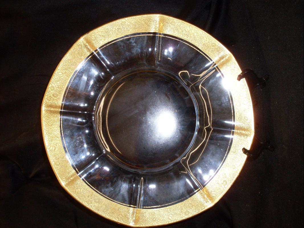 gold rim plate