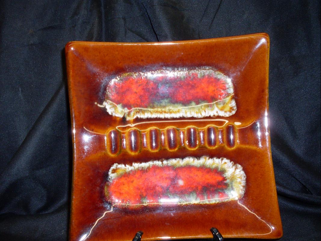 ashtray marked usa