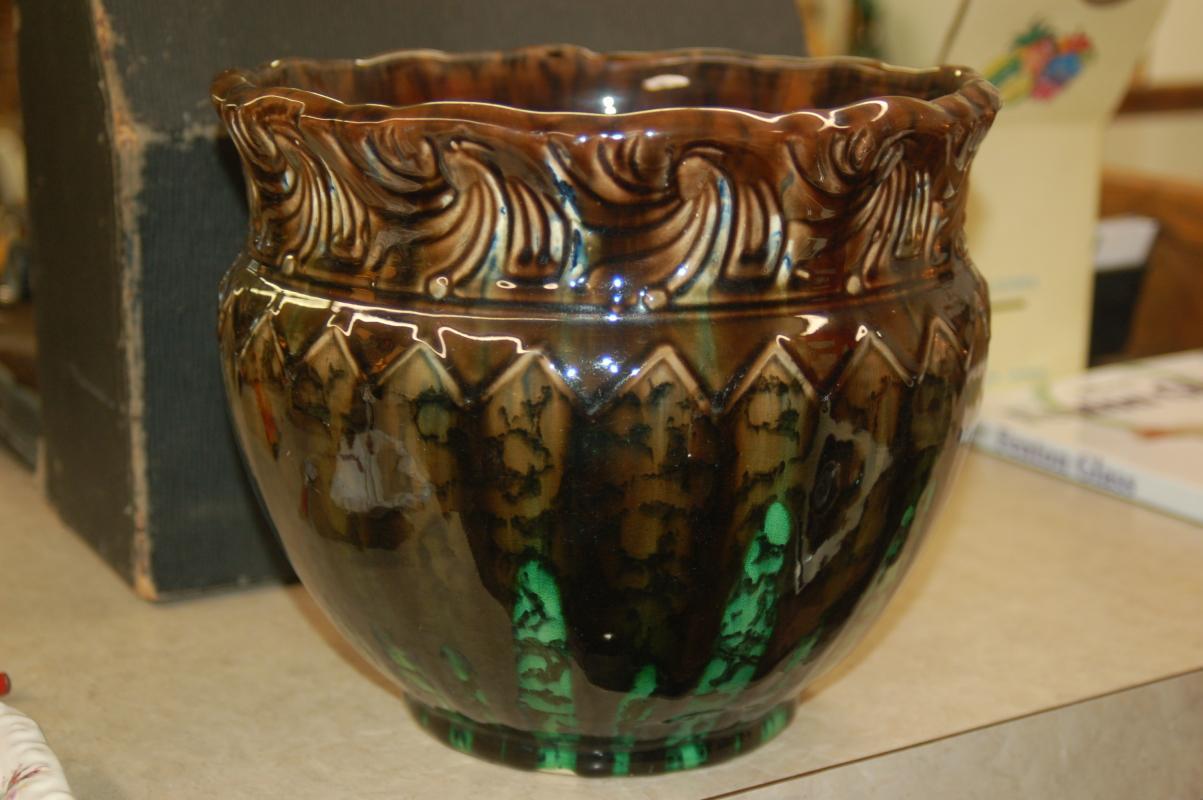 POTTERY JARDINERE