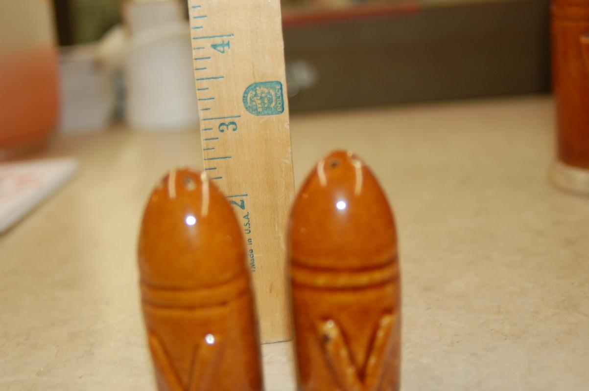 rare victory bullet/shell pottery salt and pepper