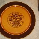AWESOME DECORATED BROWN CERAMIC CHARGER!