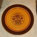 AWESOME DECORATED BROWN CERAMIC CHARGER!