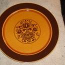 AWESOME DECORATED BROWN CERAMIC CHARGER!