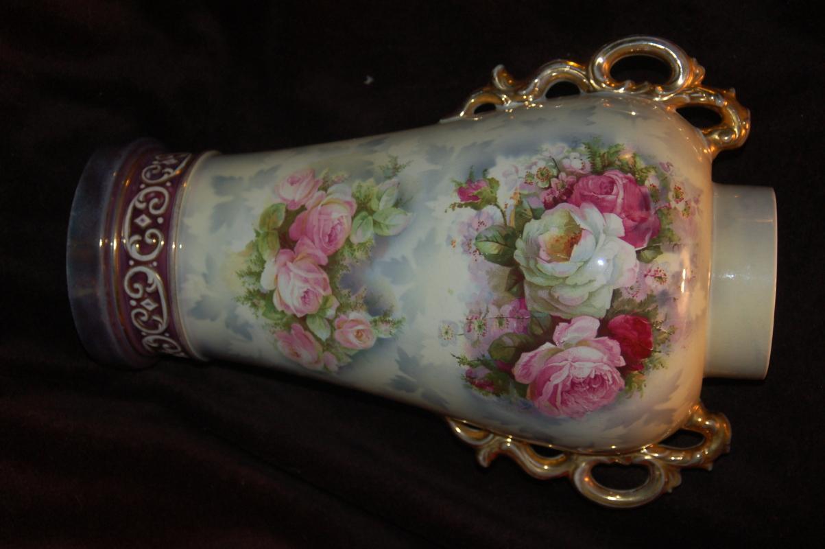 ANTIQUE ORIENTAL LARGE VASE BY NANKIN
