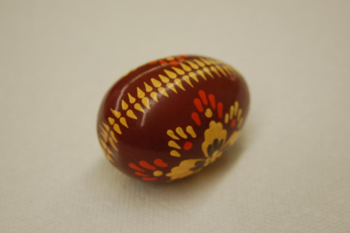 COLLECTIBLE HAND PAINTED EGG