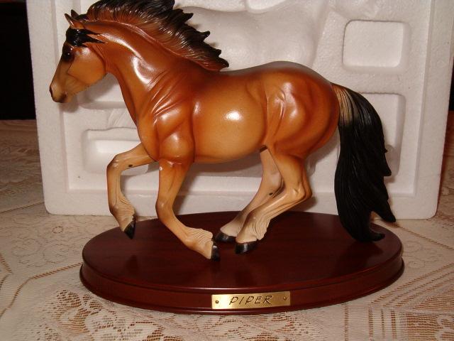 Breyer pony statue/ MIB