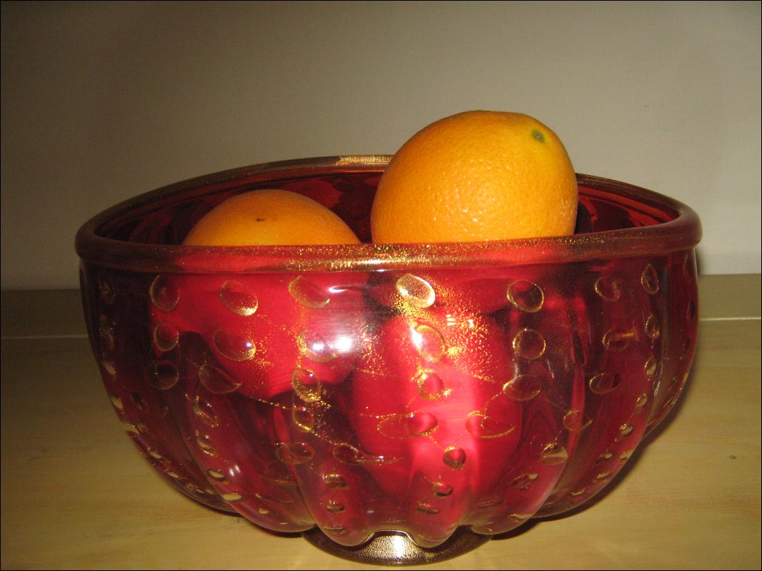'' Alberto Dona'' ( Venice Italy 1944-) Murano art glass Oval ( 9'' X 5 '' ) Ribbed/ Bubble Bowl