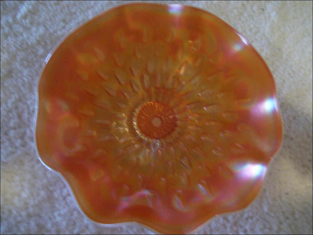 Vintage , Dugan Glass , Peach Opal , Rain Drop / Key hole , , Wavy , Collar Bowl