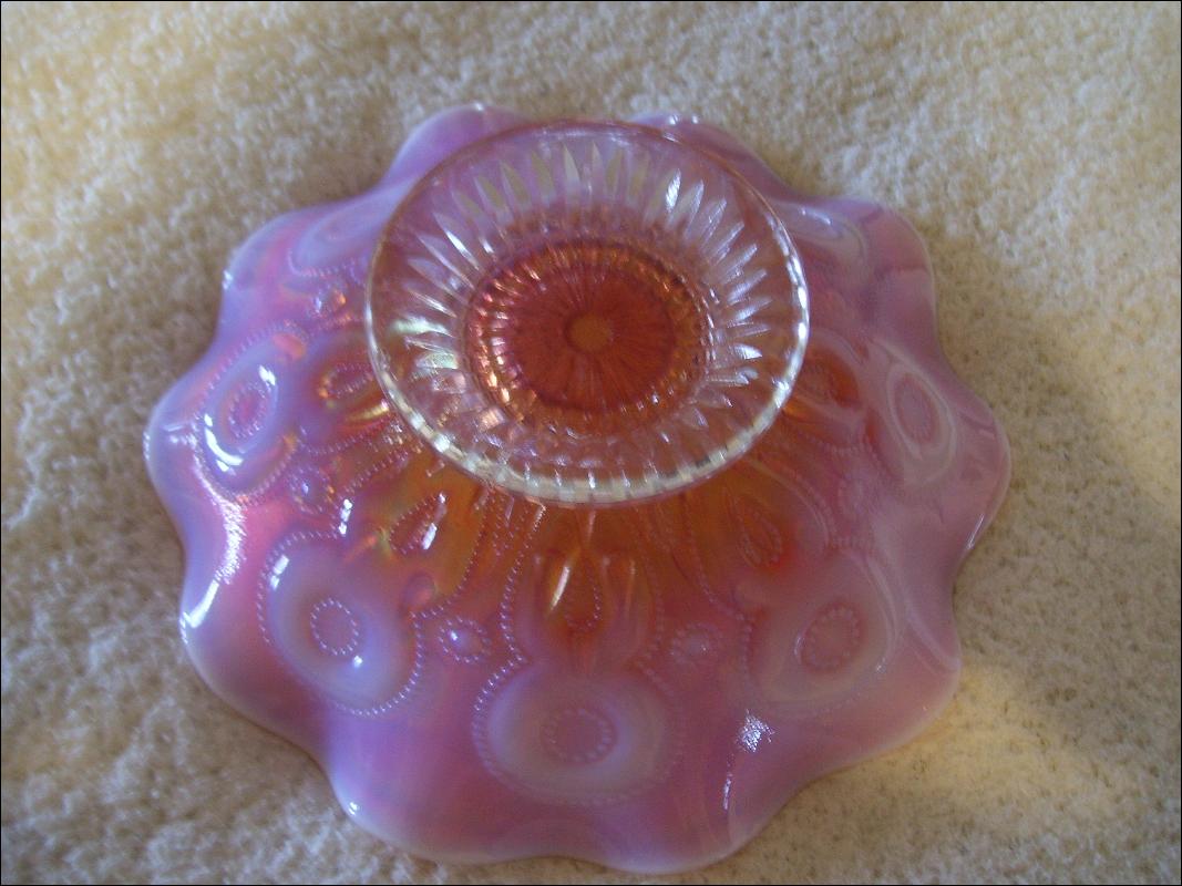 Vintage , Dugan Glass , Peach Opal , Rain Drop / Key hole , , Wavy , Collar Bowl