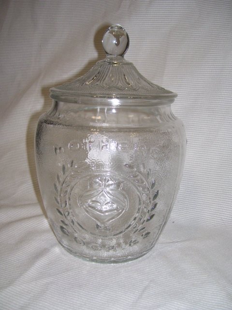 A Large Vintage early american pattern glass- Mothers Cookie Jar