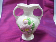 Hull Pottery( 2 )Handles 5.5