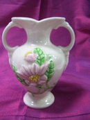 Hull Pottery( 2 )Handles 5.5