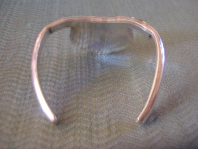 BisbeeTuquoise Cuff Bracelet -Double Leaf Silver Design
