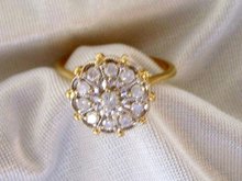 Ladys .50cts. Diamond Ring - 4.20 grms 14K Yellow Gold