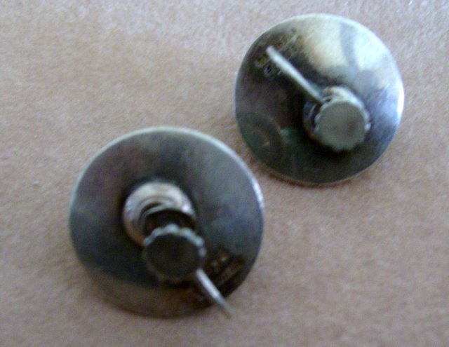 Ladys Vintage Emerald green Jade / Silver earrings