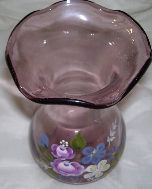 A pink Floral Blown Art Glass Vase Designed by Fenton