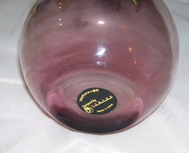 A pink Floral Blown Art Glass Vase Designed by Fenton