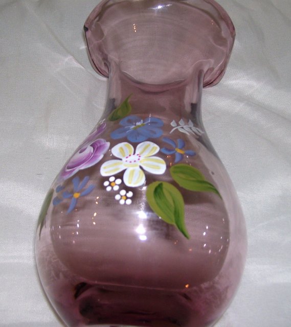 A pink Floral Blown Art Glass Vase Designed by Fenton