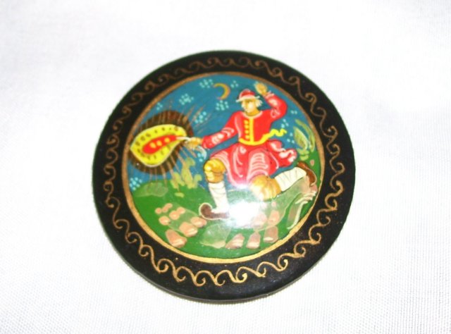 Vintage Russian Artist signed Handcrafted-Handpainted Broach