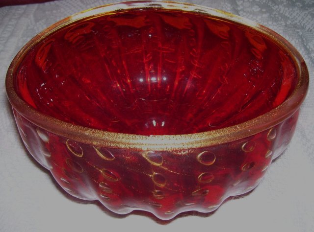 '' Alberto Dona'' ( Venice Italy 1944-) Murano art glass Oval ( 9'' X 5 '' ) Ribbed/ Bubble Bowl