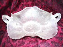 Vintage, Fenton Rare White Persion Medallion Bon bon/Card tray
