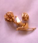 A -Ladys Gold PlatedTwo Flower Filigre Brooch-Leaf Pin