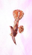 A -Ladys Gold PlatedTwo Flower Filigre Brooch-Leaf Pin