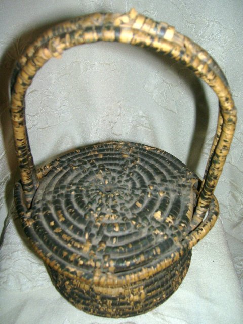 Vintage Native American late 1800's hand coiled basket with lid and handle