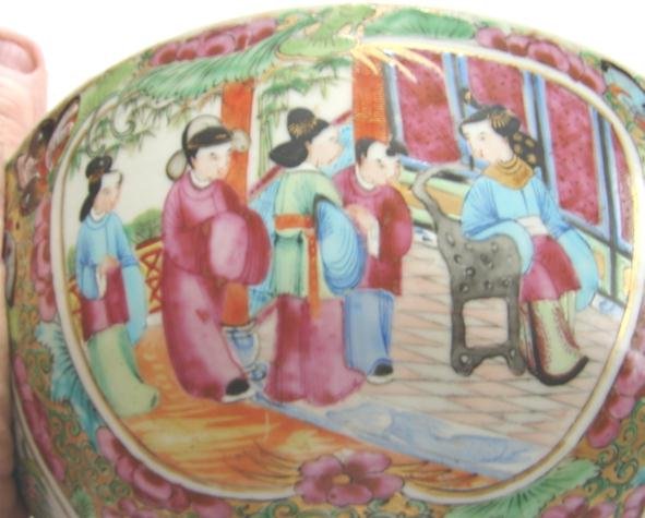 C. 1840 CHINESE EXPORT ROSE MEDALLION BOWL 8