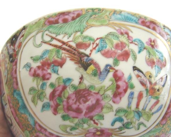 C. 1840 CHINESE EXPORT ROSE MEDALLION BOWL 8