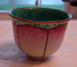 19TH CENTURY CHINESE LOTUS TEA BOWL, RARE
