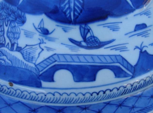 C. 1880 CHINESE EXPORT BLUE CANTON SOUP TUREEN W/COVER SOUP TUREEN