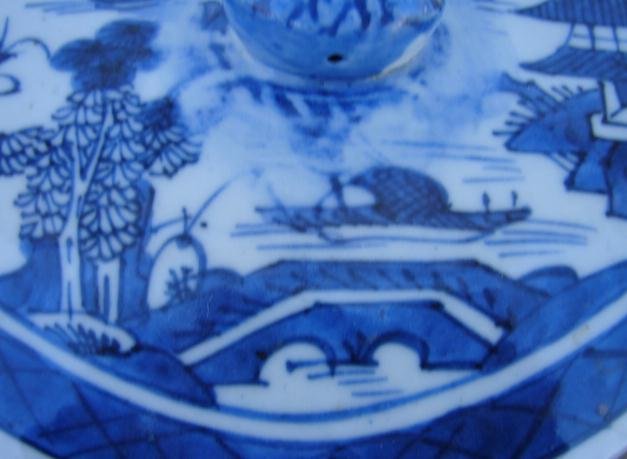 C. 1890 CHINESE EXPORT BLUE CANTON VEGETABLE DISH
