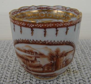 C. 1775 CHINESE EXPORT AMERICAN MARKET SCENES DEMI CUP
