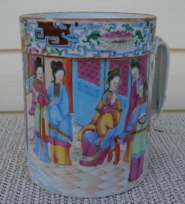 C. 1800 CHINESE EXPORT ROSE MANDARIN MUG 5 1/4