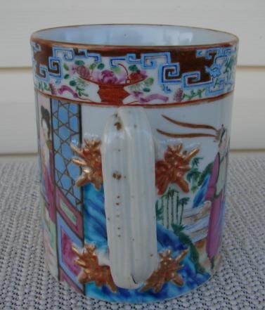 C. 1800 CHINESE EXPORT ROSE MANDARIN MUG 5 1/4