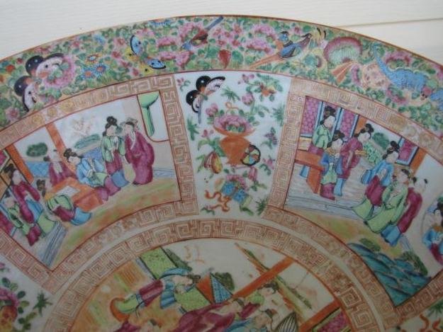 C. 1820 CHINESE EXPORT ROSE MANDARIN HUGE PUNCH BOWL