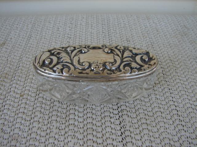 C. 1920 VICTORIAN STAMP BOX,STERLING AND CRYSTAL