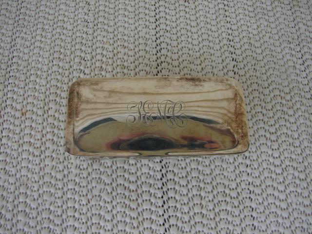 C. 1920 CRYSTAL BOX W/SILVER TOP