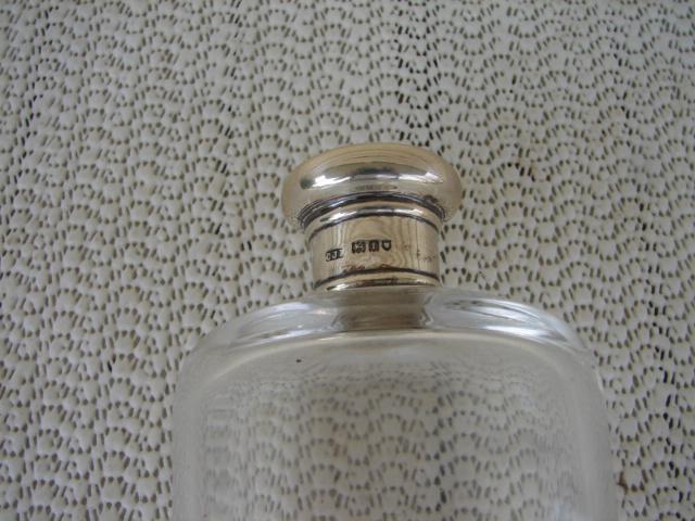 C. 1920 ENGLISH PERFUME BOTTLE W/STERLING TOP